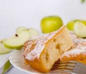 Шарлотка с яблоками в духовке — 9 лучших рецептов